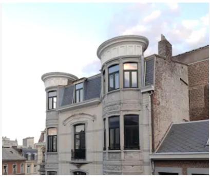 شقة Charmant Duplex A 200M De La Cathedrale لييج المظهر الخارجي الصورة